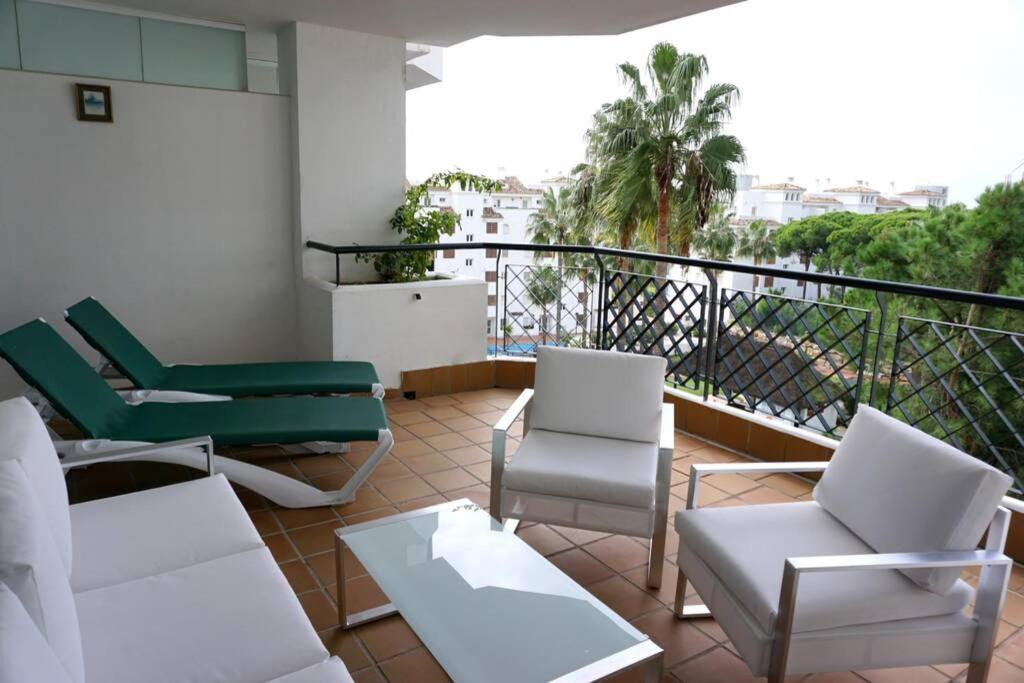 Beachside Apartment Mi Capricho Portal 7 Sitio de Calahonda ภายนอก รูปภาพ
