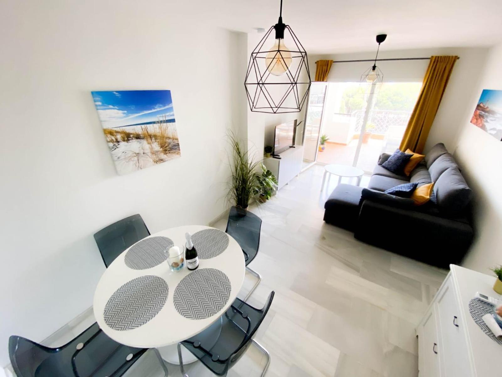 Beachside Apartment Mi Capricho Portal 7 Sitio de Calahonda ภายนอก รูปภาพ