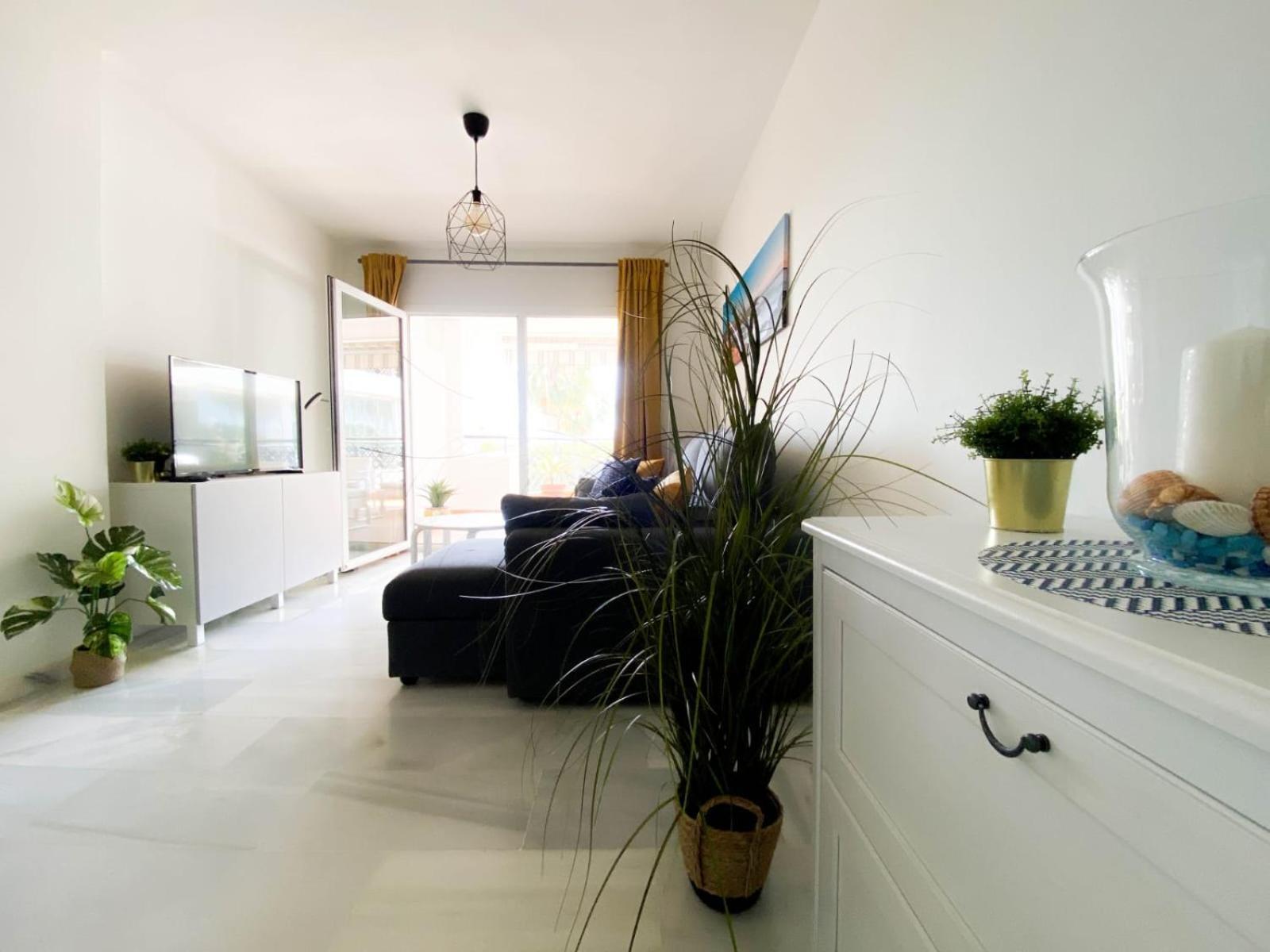 Beachside Apartment Mi Capricho Portal 7 Sitio de Calahonda ภายนอก รูปภาพ